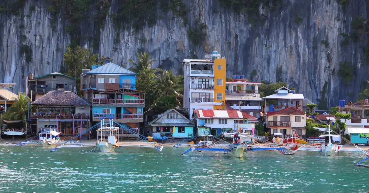 Photo of houses along the beach